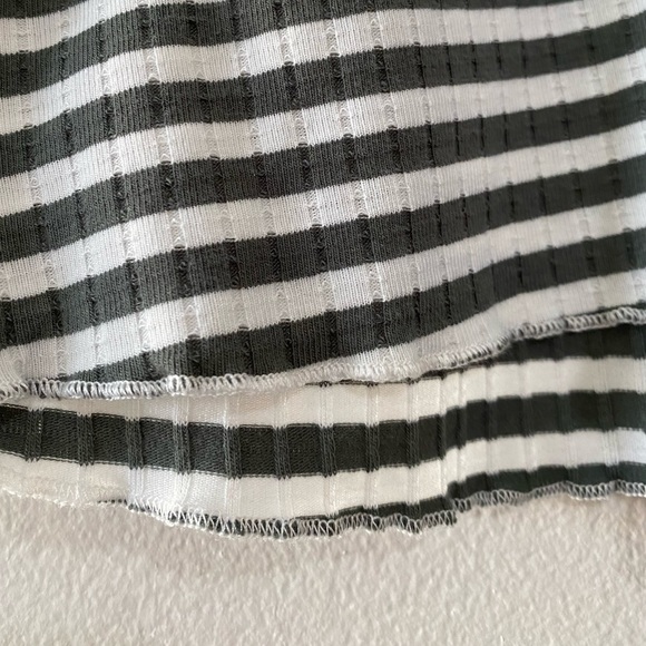 VERO MODA sz S Junior White and Olive Green Stripes Feminine Pullover Top - Picture 6 of 12